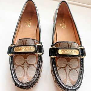 Coach Monogram Tan & Chocolate Brown Signature Loafers Size 6.5